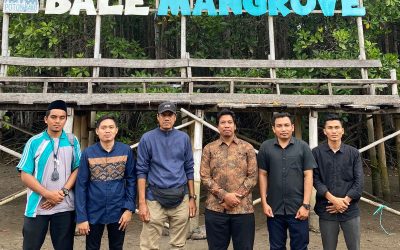 Sosialisasi Ekowisata dan Penanaman Pohon Mangrove oleh Tim Tabéq Institute